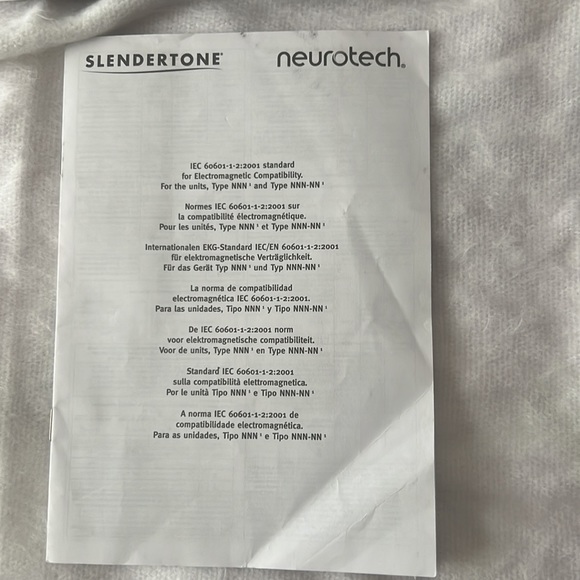 Selling bundle of Slendertone Flex belt, Flex Mini, Flex Arms - Picture 9 of 10